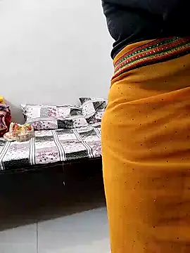 Snapshot of Diya_Chopra chatting on January 10, 2025, 4:12 am Diya Chopra online show from January 10, 2025, 4:12 am