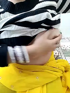 Snapshot of Diya_Chopra chatting on January 12, 2025, 10:12 am Diya Chopra online show from January 12, 2025, 10:12 am