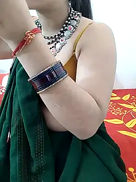 Snapshot of Diya_Chopra chatting on February 10, 2025, 4:08 am Diya Chopra online show from February 10, 2025, 4:08 am