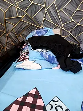 Snapshot of Diya_Chopra chatting on March 16, 2025, 11:27 am Diya Chopra online show from March 16, 2025, 11:27 am