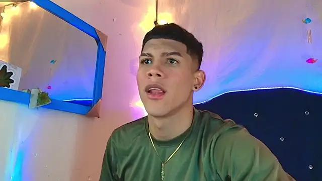 Damian latinxxx online show from February 13, 2025, 3:29 am