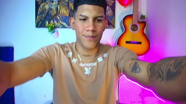 Damian latinxxx online show from February 15, 2025, 6:12 am