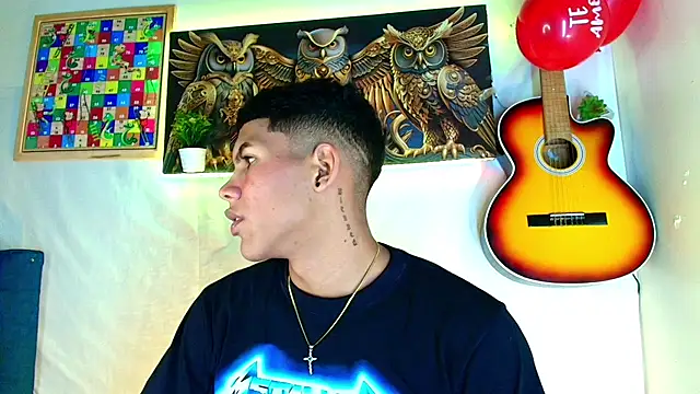 Damian latinxxx online show from February 15, 2025, 7:06 pm