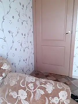 IsabellaBoni online show from October 27, 2025, 6:17 am