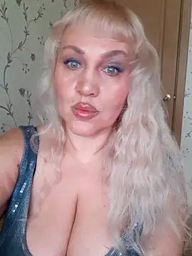 IsabellaBoni online show from February 13, 2026, 7:26 am