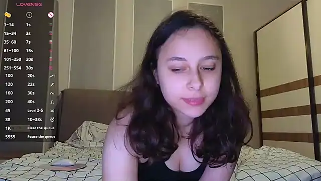 Agatha Sade online show from February 11, 2025, 6:33 pm