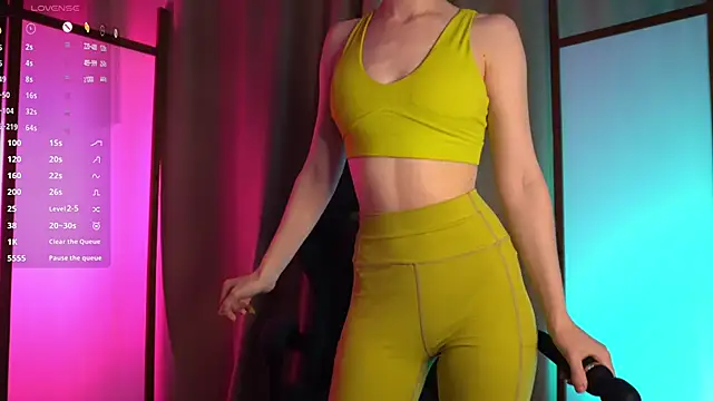 brendacom online show from October 1, 2025, 4:13 pm