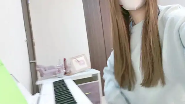 -SHINON- online show from December 24, 2024, 2:44 pm