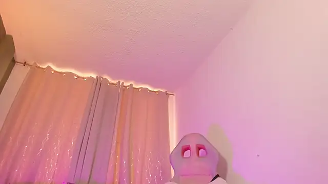 Zara dulce online show from March 18, 2026, 4:43 pm