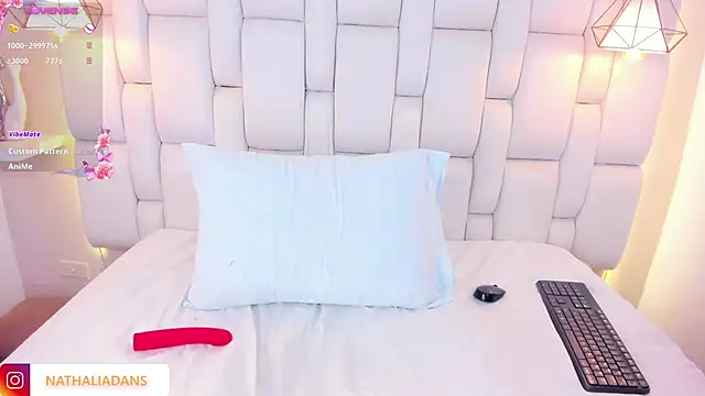 NathaliAdans online show from March 8, 2025, 10:13 pm