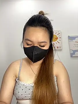 Odette68 online show from October 24, 2025, 1:13 am