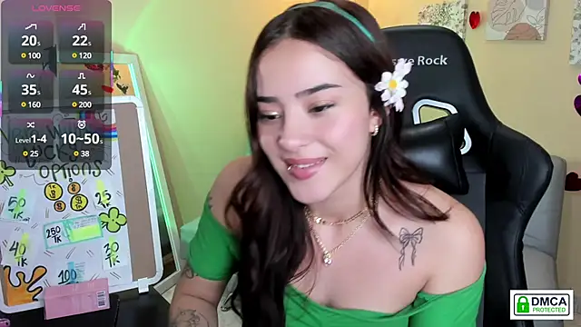 Veronica isaza   online show from March 16, 2025, 3:28 pm