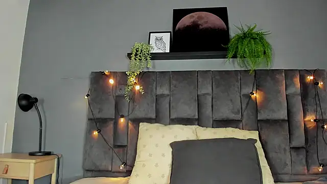 AmbarHills 1 online show from April 10, 2026, 11:37 am