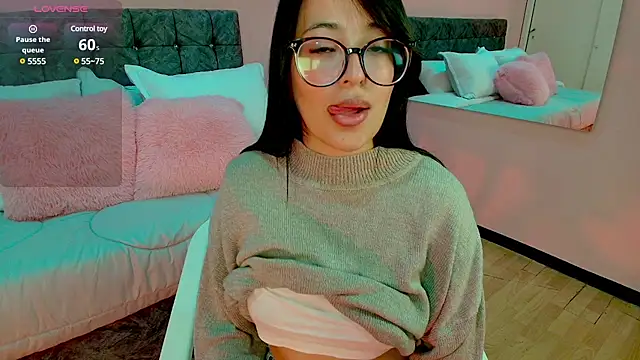 Snapshot of lovely__martina chatting on March 12, 2025, 4:56 pm lovely martina online show from March 12, 2025, 4:56 pm