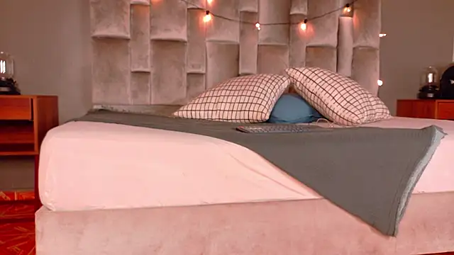 AbbyWathson online show from January 16, 2026, 11:47 am