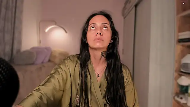 Aleja24Evans online show from March 16, 2026, 1:11 am