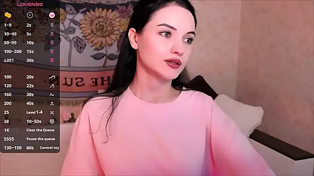 AdelinaRoss online show from October 16, 2025, 9:05 pm