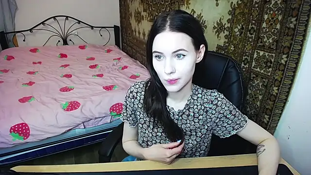 Olivia Graceee online show from May 17, 2026, 10:00 am