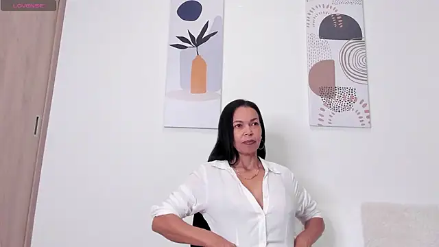 Evawalker  online show from January 26, 2025, 1:31 am