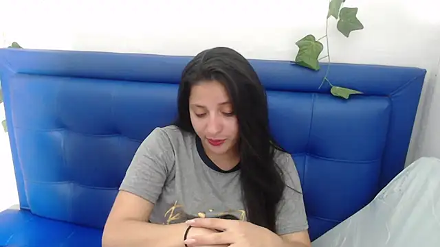 Snapshot of cherry_modelx_ chatting on May 21, 2026, 2:07 am cherry modelx online show from May 21, 2026, 2:07 am