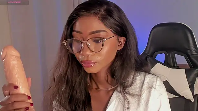 SavannahWildee online show from February 9, 2025, 12:06 am