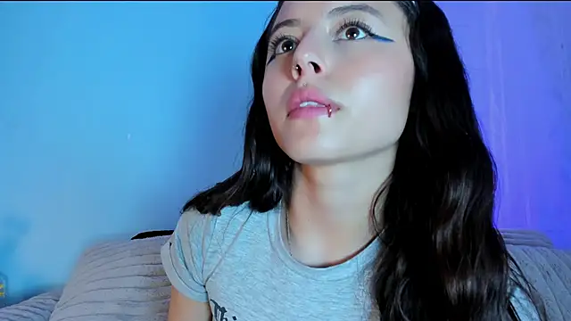 EmilyWithe online show from November 27, 2025, 11:51 pm