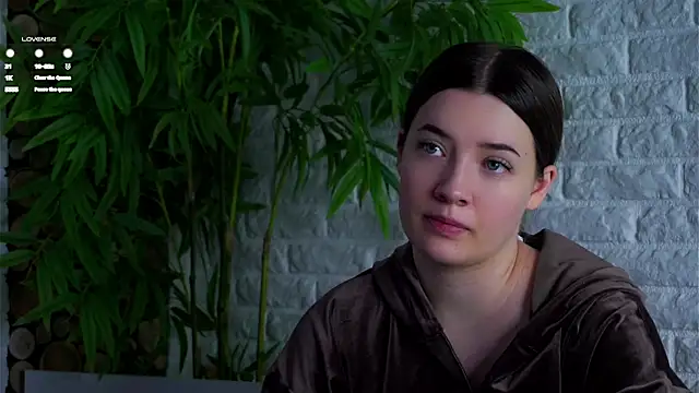 LowOncoming online show from April 28, 2026, 1:37 am