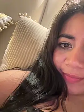  MadiLee  online show from February 23, 2025, 11:25 pm