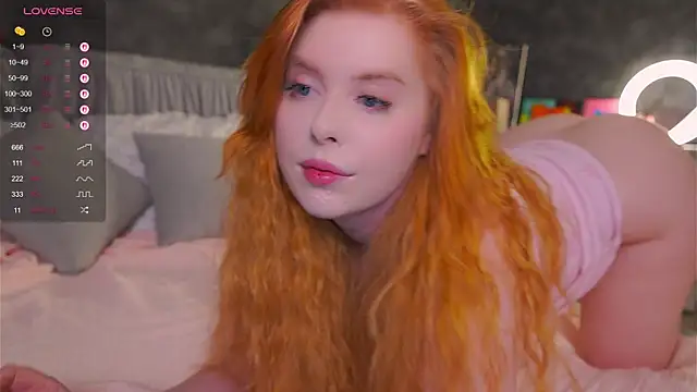 Snapshot of RedHotVixen0 chatting on November 24, 2025, 11:37 pm RedHotVixen0 online show from November 24, 2025, 11:37 pm