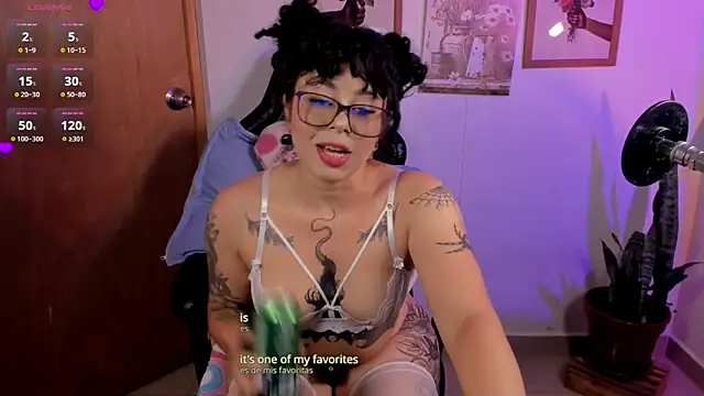 LilyRobertts online show from April 19, 2026, 10:45 pm