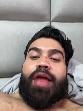 JEAN  TAUREAU online show from September 17, 2025, 9:16 pm