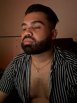 JEAN  TAUREAU online show from September 21, 2025, 10:22 pm