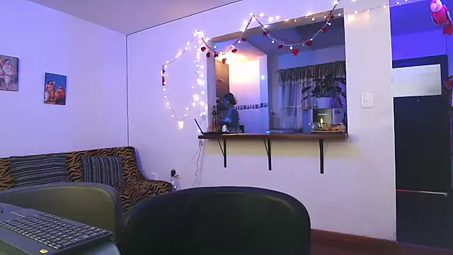 Snapshot of Maria_fernandaxxx_ chatting on February 20, 2025, 9:20 pm Maria fernandaxxx online show from February 20, 2025, 9:20 pm