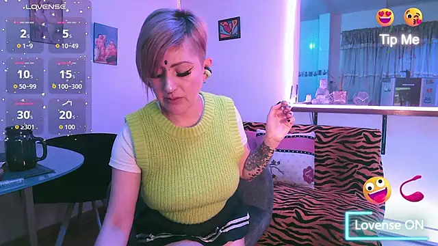 Snapshot of Maria_fernandaxxx_ chatting on February 12, 2026, 12:27 am Maria fernandaxxx online show from February 12, 2026, 12:27 am