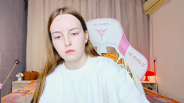 Wild  flowers online show from November 14, 2025, 7:34 pm