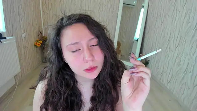 AishaRouhi online show from January 28, 2025, 6:05 am