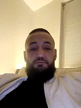 Reeeks69 online show from November 14, 2025, 6:23 am