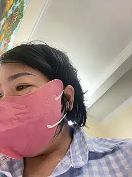 Snapshot of Hachi_Sweetbabie_ chatting on September 11, 2025, 11:32 am Hachi Sweetbabie online show from September 11, 2025, 11:32 am