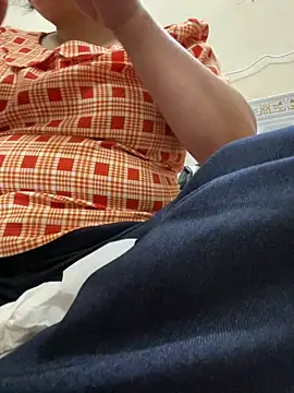 Hachi Sweetbabie  online show from March 23, 2026, 12:09 pm