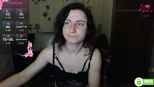 Muse kitty jenia online show from October 14, 2025, 5:30 am