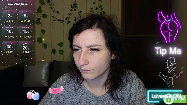 Muse kitty jenia online show from October 28, 2025, 6:21 pm