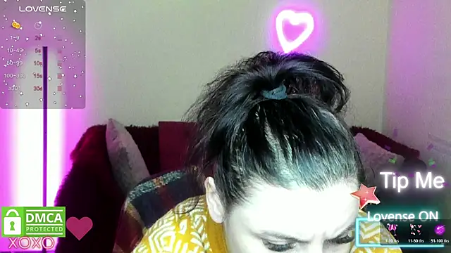 Muse kitty jenia online show from November 14, 2025, 6:28 pm