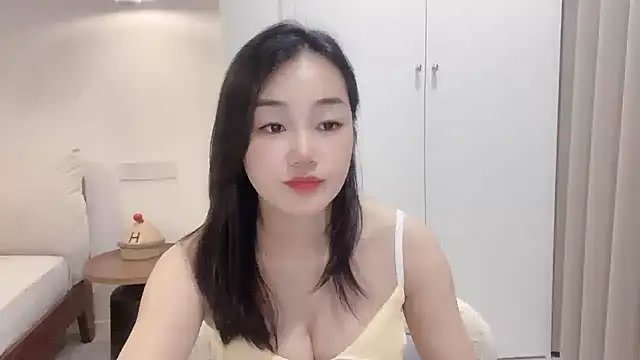 cloud8822 online show from June 18, 2026, 1:48 pm