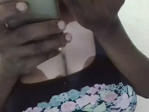 Sexxy bre online show from September 26, 2025, 8:18 am