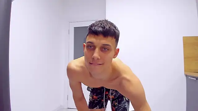 Kent Ross online show from October 23, 2025, 1:32 pm