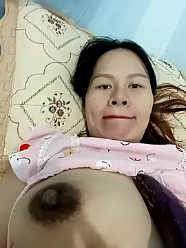 Snapshot of Baby-ladyass20 chatting on January 5, 2025, 2:38 am Baby-ladyass20 online show from January 5, 2025, 2:38 am