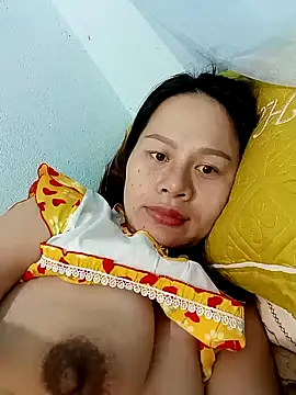 Snapshot of Baby-ladyass20 chatting on January 15, 2025, 6:33 am Baby-ladyass20 online show from January 15, 2025, 6:33 am