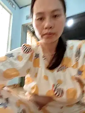 Snapshot of Baby-ladyass20 chatting on October 27, 2025, 2:26 am Baby-ladyass20 online show from October 27, 2025, 2:26 am