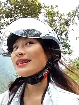 trieungoclnt online show from October 17, 2025, 5:10 am