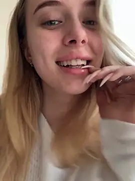 enjoy my beauty online show from April 4, 2026, 6:44 am